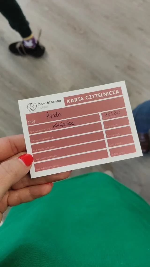Dziękuję, dziękuję, dziękuję...! 🥹 🩷

Moja pierwsza w życiu "Żywa Biblioteka". Czuję:
🤯 ogromne zmęczenie, fizyczne i emocjonalne. 
❤️ przeogromną wdzięczność - do "Żywych Książek" , organizatorów tego wydarzenia @stowarzyszenie.update i do osób, które wsparły dzisiejsze wydarzenie i poświęciły kawałek swojego życia, by być częścią tego wydarzenia. 

To był bardzo emocjonujący dzień, wyjątkowe rozmowy, bardzo ciekawi i otwarci ludzie. Dziękuję 🩷 
.
.
.
.